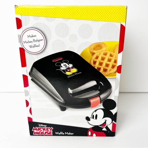 Disney Kitchen Disney Mickey Mouse Mickey Head Electric Belgian Waffle Maker Poshmark